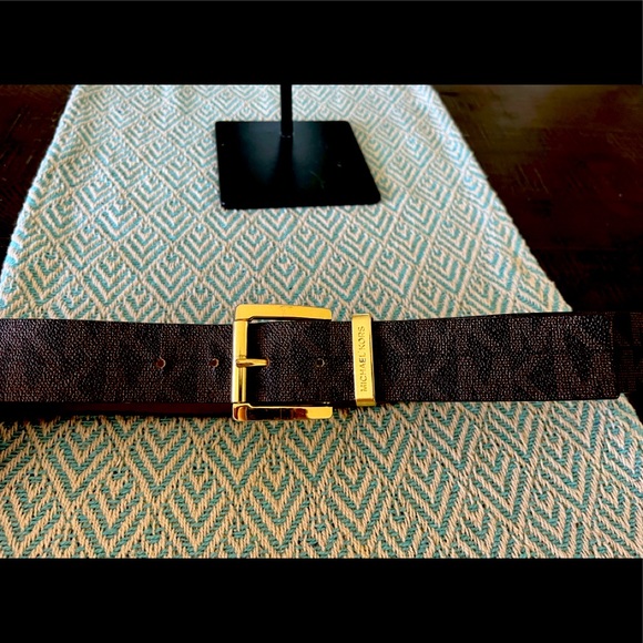 Michael Kors Belt - Picture 1 of 5